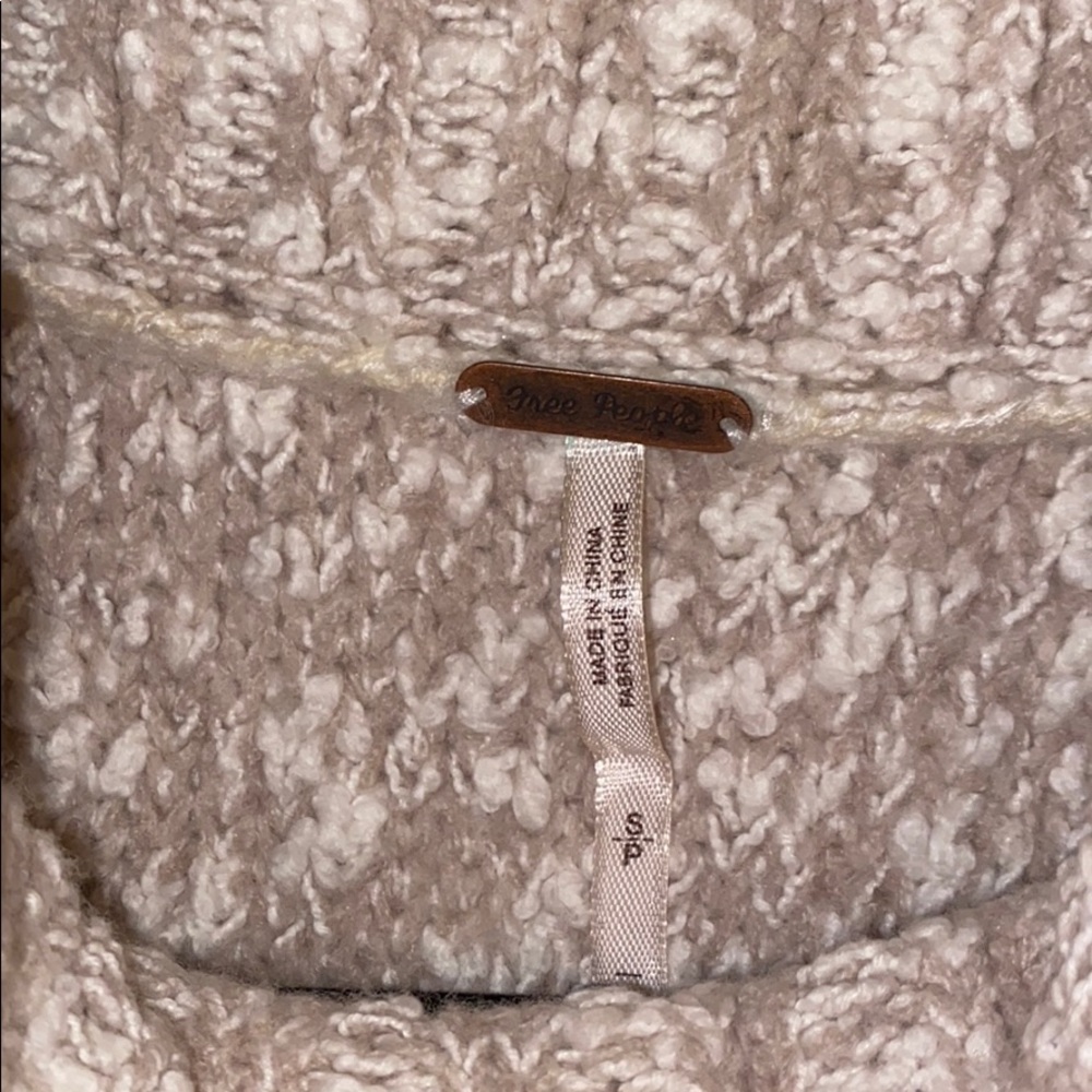 Free People Sweater - Picture 4 of 5